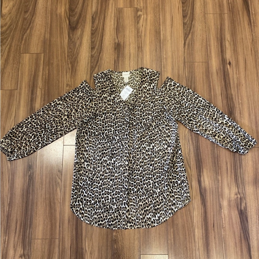 Chico’s NWT cold shoulder blouse size 0